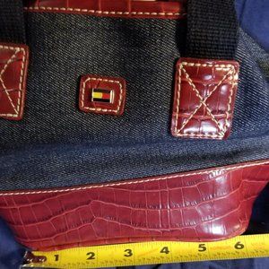 Tommy Hilfiger Small Purse